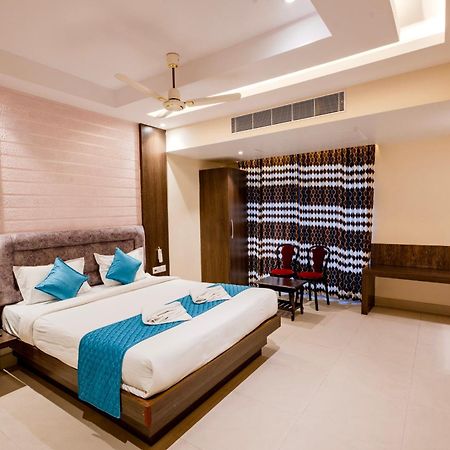 Hotel Serene Palace Порт-Блэр Экстерьер фото