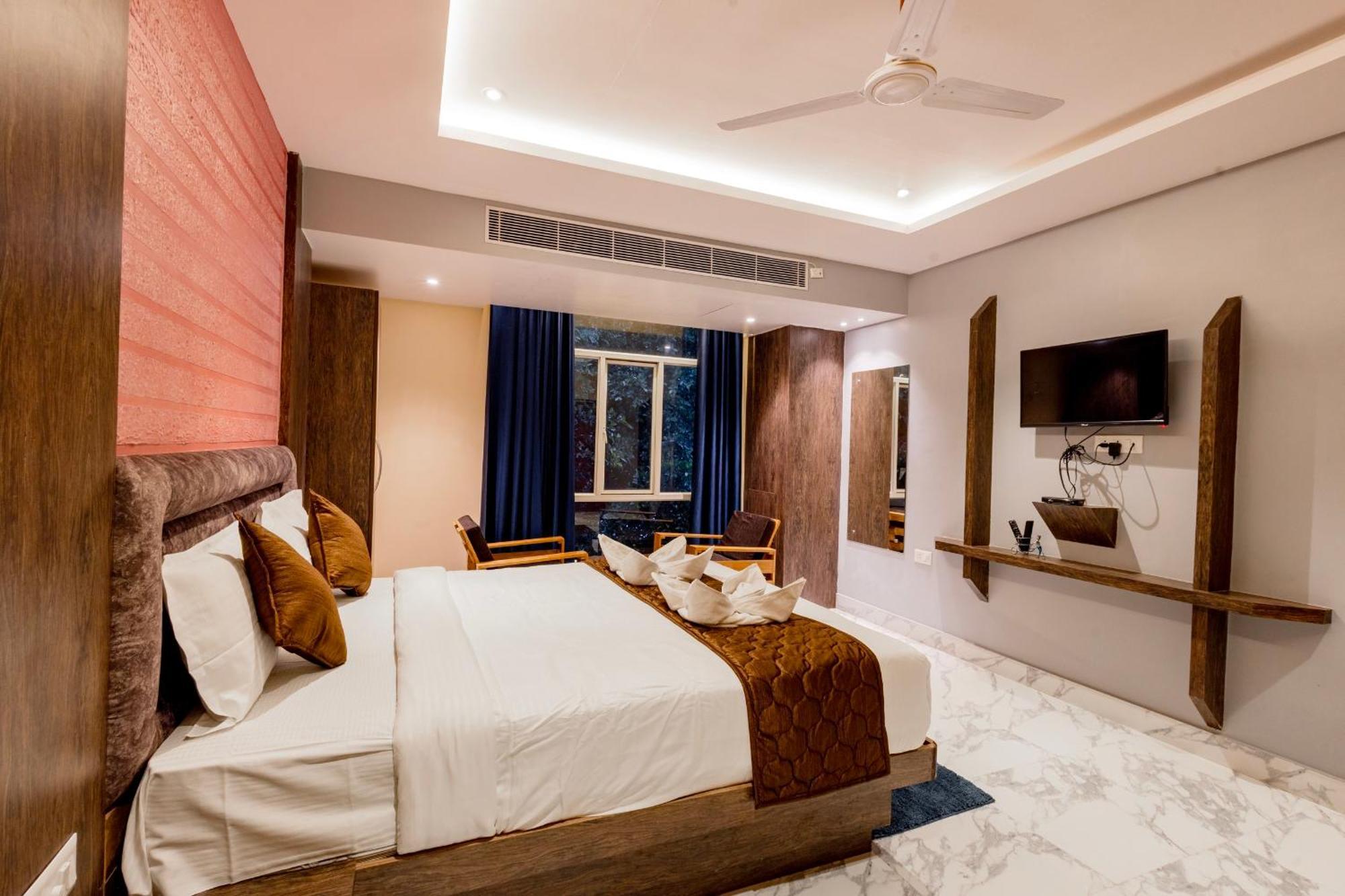 Hotel Serene Palace Порт-Блэр Экстерьер фото